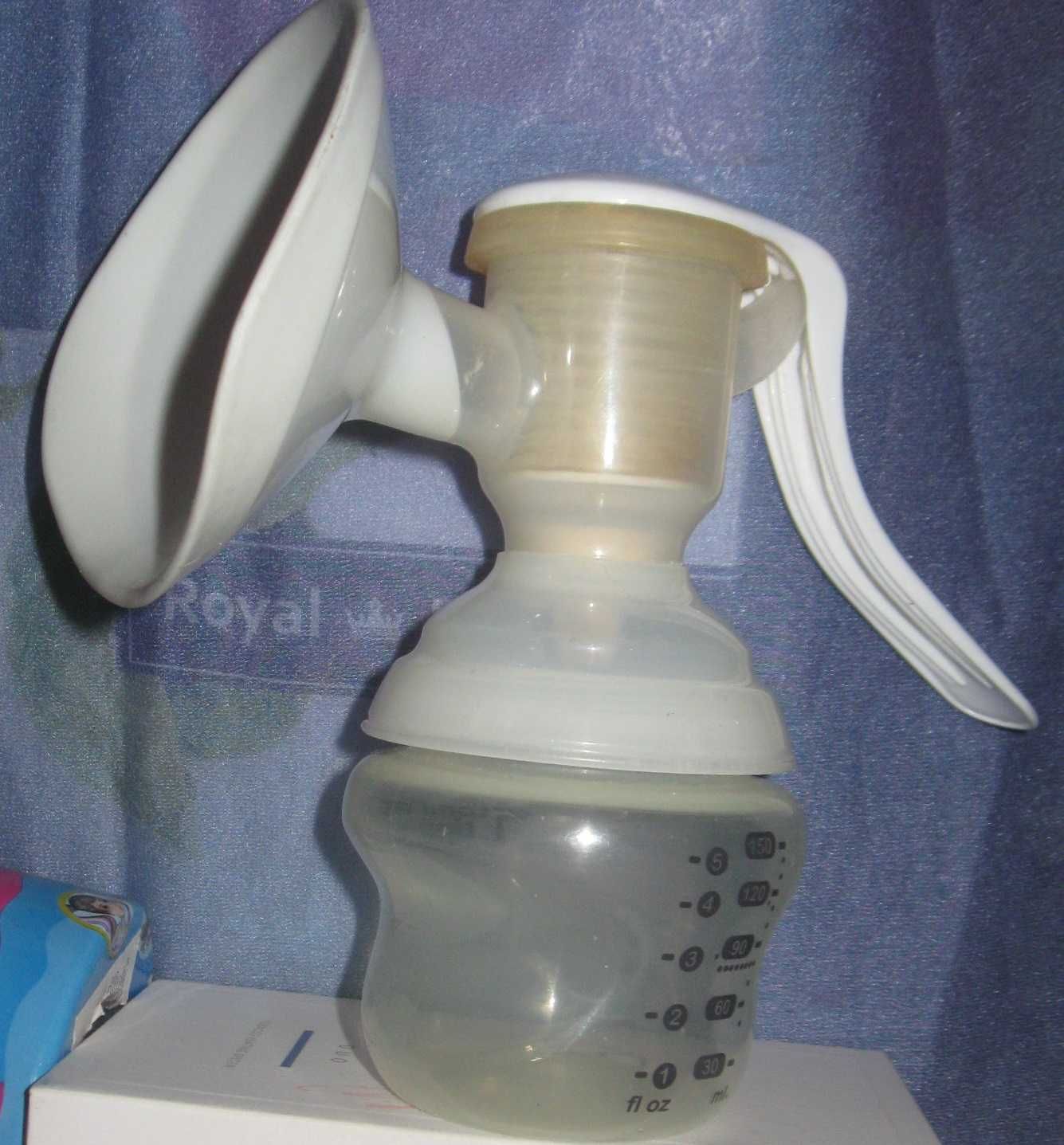 Молокоотсос Tommee Tippee ручной