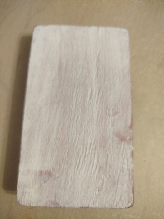 Колона Сальвадора Ділі. Ручна робота дитини інваліда