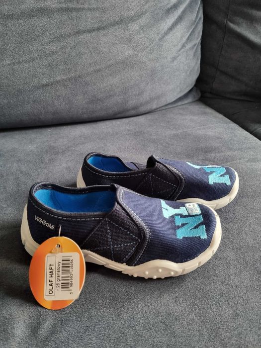 Kapcie chłopięce r.26