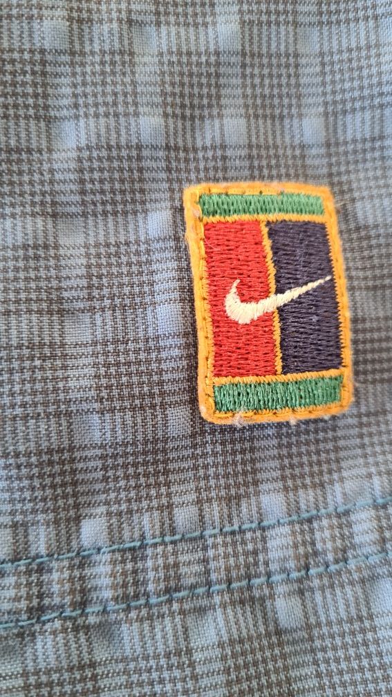 Krótkie spodenki Szorty Kąpielówki NIKE. Rozmiar M. Vintage