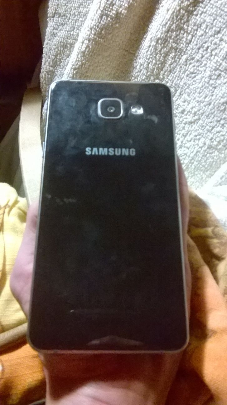Sprzedam Samsung Galaxy A5 /2016/