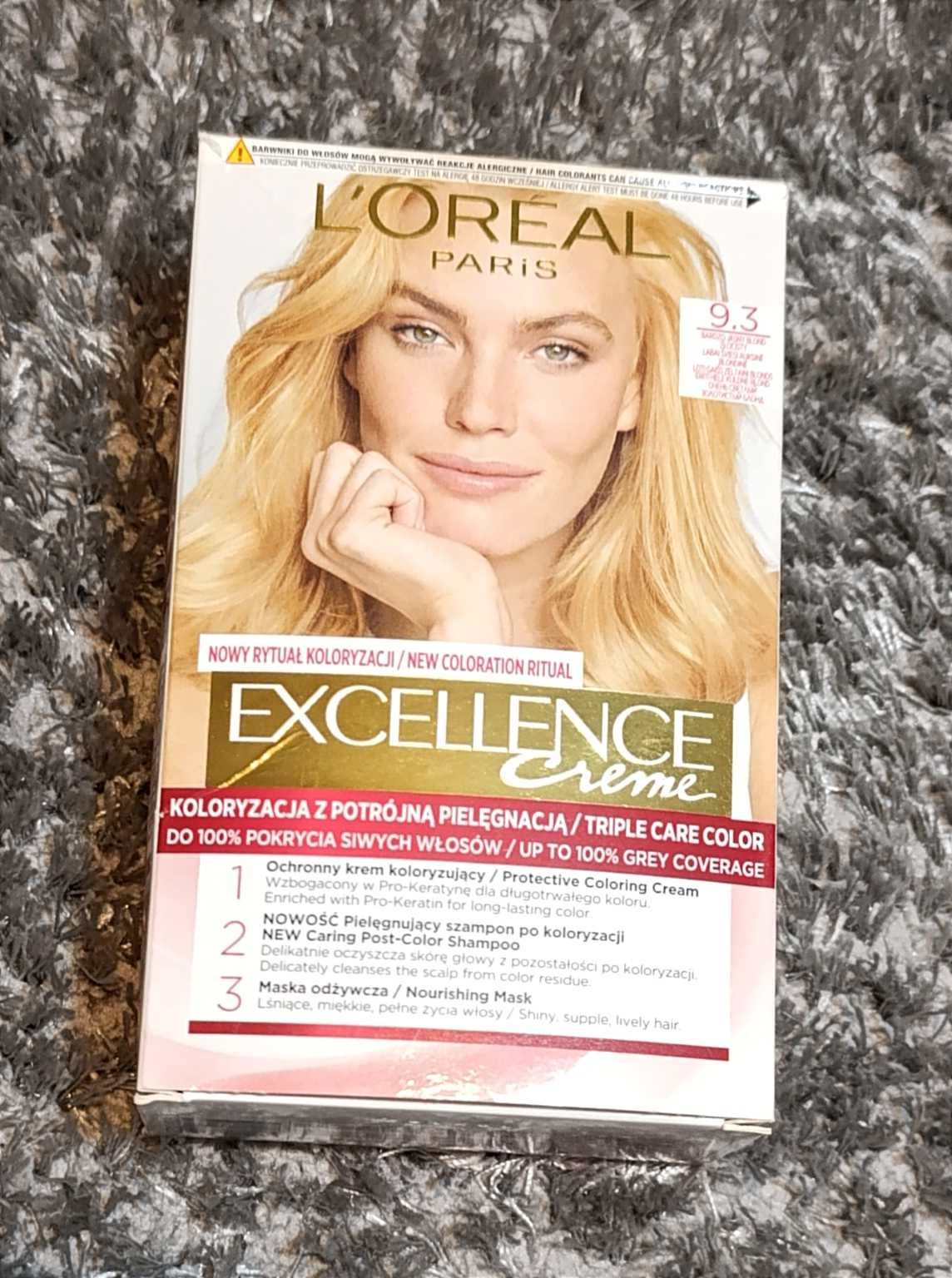 L'Oréal Paris Excellence  bardzo jasny blond złocisty 9.3