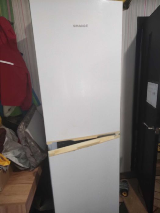 Продам холодильник Snaige