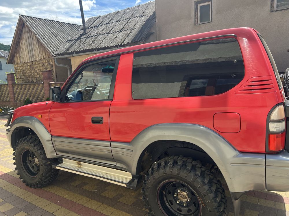 Toyota Land Cruiser Prado 90