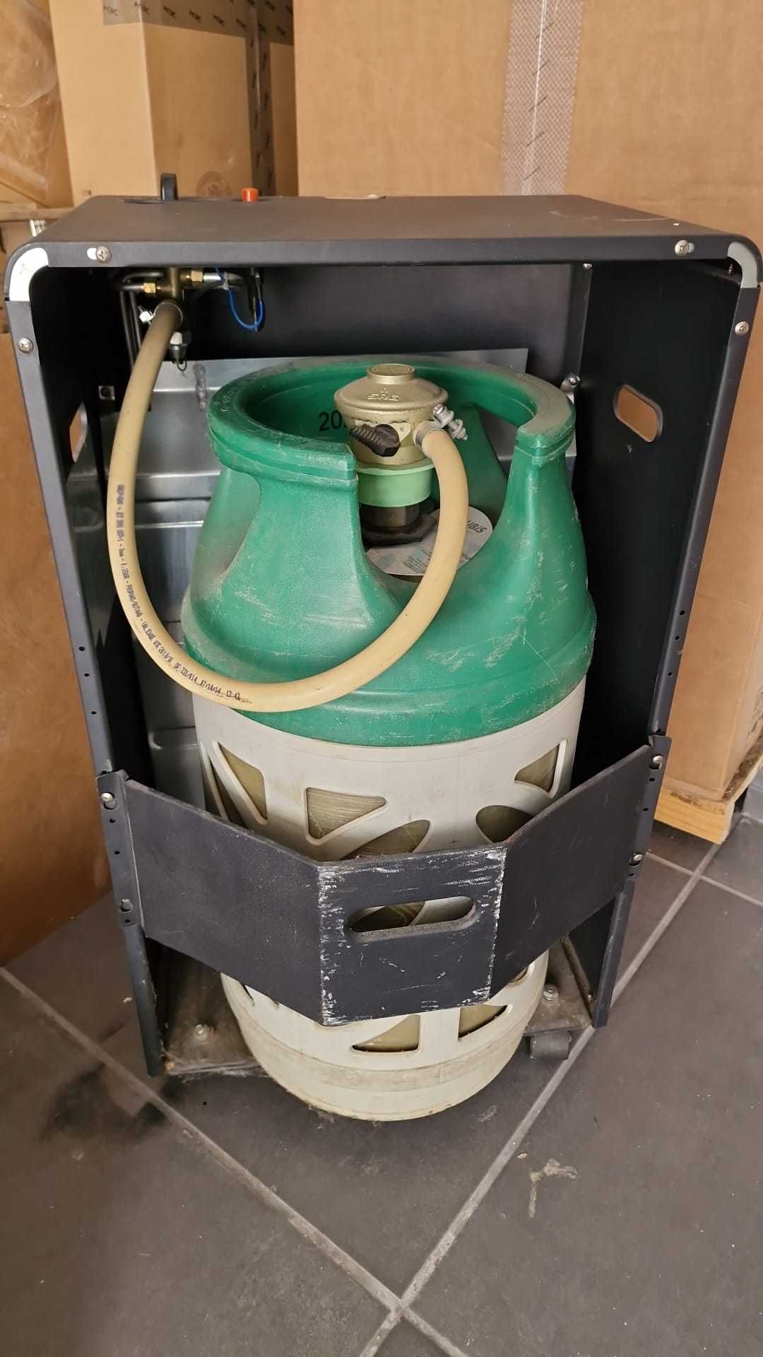 Aquecedor a gas com botija vazia