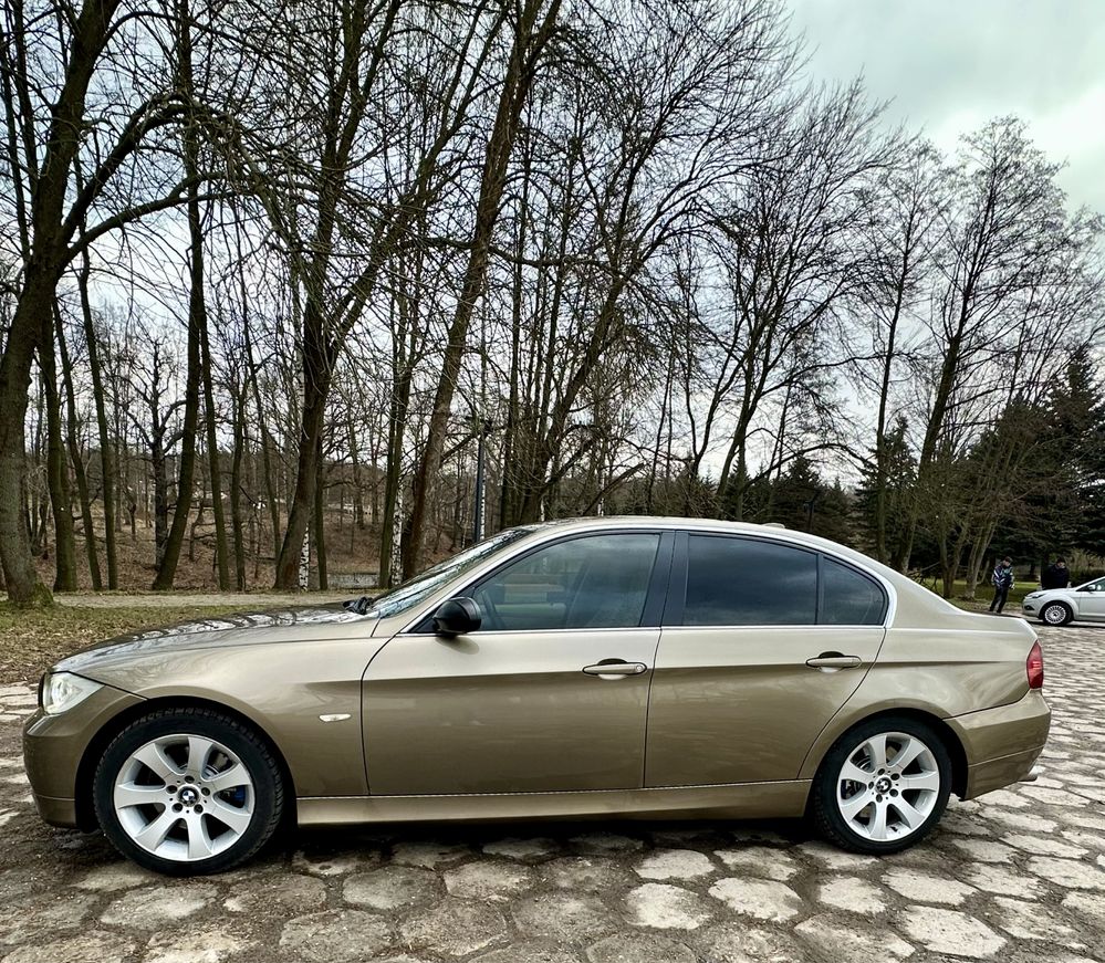 BMW E90 330d, m57, 300km