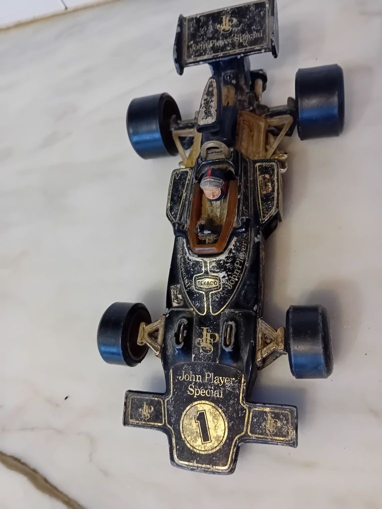 Miniatura Lótus F1 John Player Special