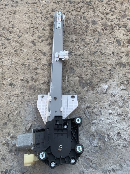 Склопідйомник Ford Edge