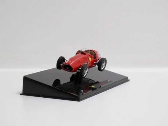 1/43 ferrari 500 f2 1952 (hotwheels elite)