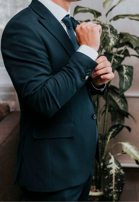 Костюм чоловічий класичний святковий