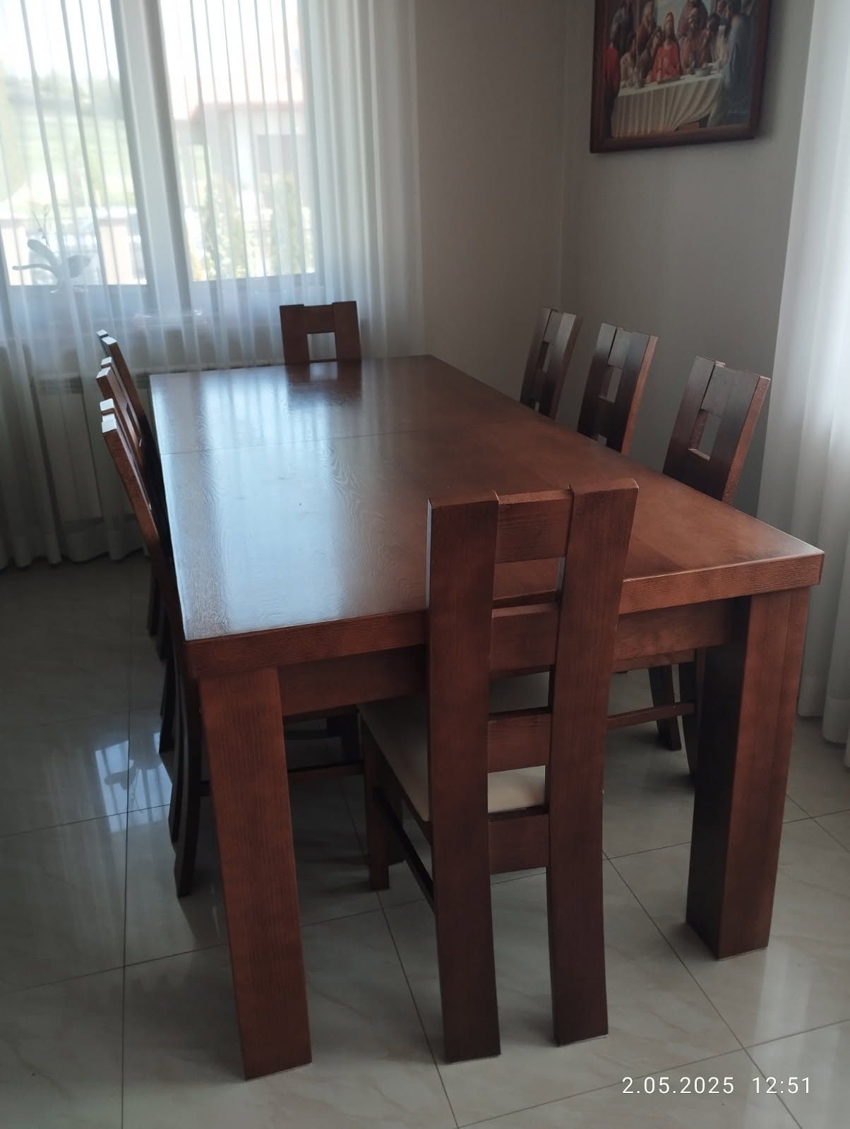 Stół drewniany (krzesła osobna oferta)