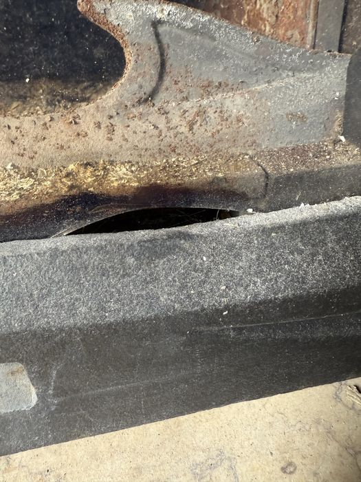 Kominek z kamienną obudową