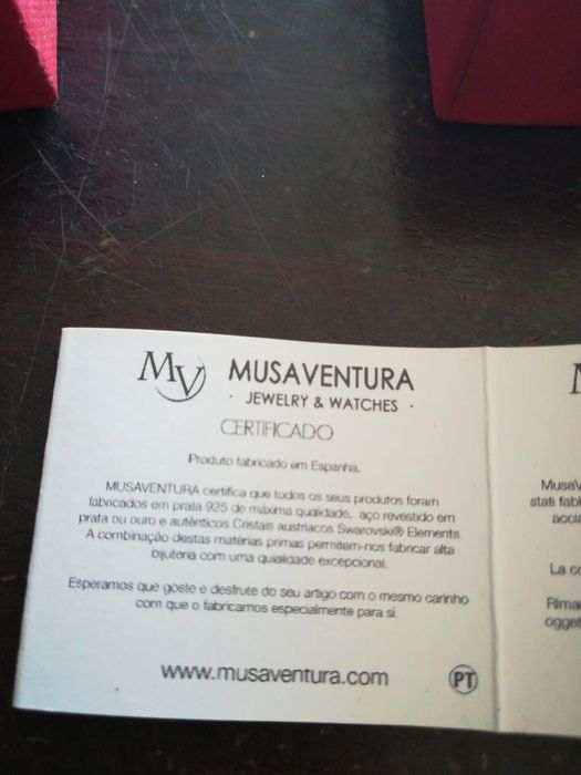 Fio com pendente com cristais Swarovski