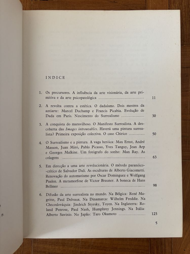 Livro O Surrealismo de Sarane Alexandrian