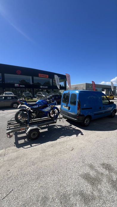 Alugo Atrelado até 3 Motos – Aluguer com Cintas Incluídas