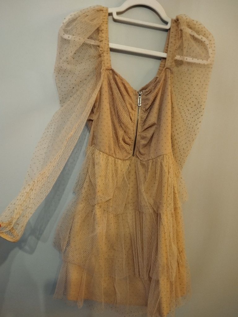 Zara tiulowa sukienka beżowa cielista tiulowe rękawy M