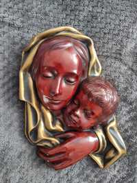 Rzeźba naścienna Achatit Matka Boska z Dzieciątkiem