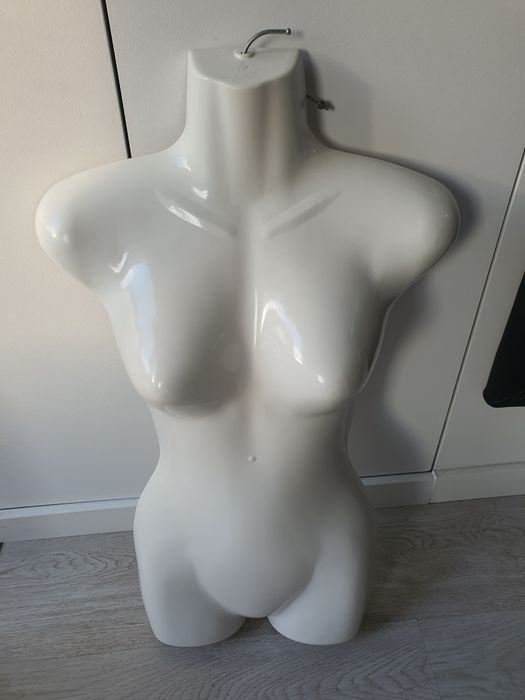 Manequim busto feminino