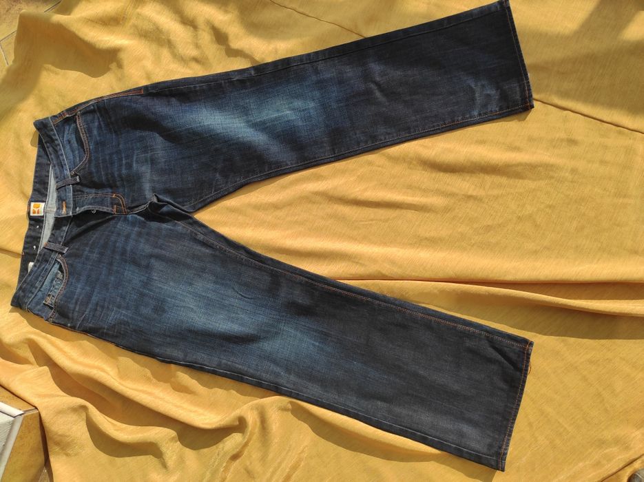 311. Spodnie jeansy Boss Orange W36L32 pas 90cm