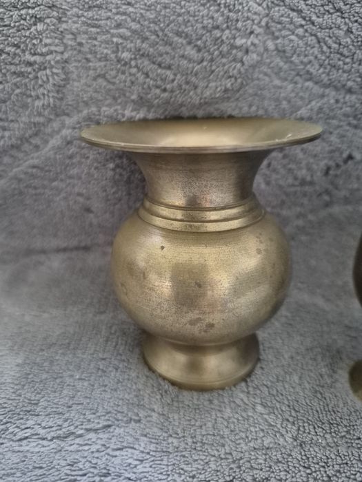 Kieliszki mosiężne małe