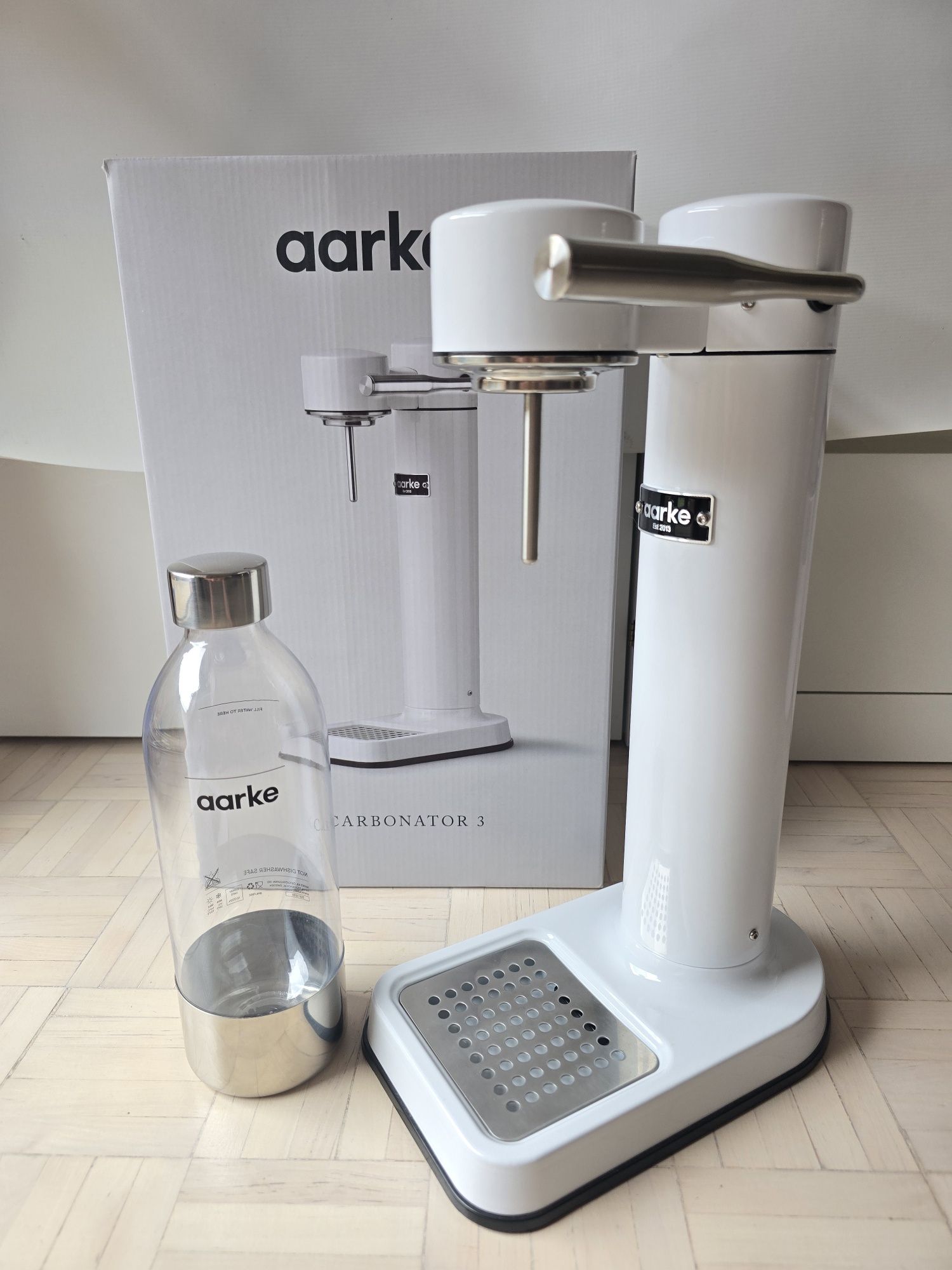 Saturator do wody gazowanej aarke carbonator 3 + 2 butle z gazem