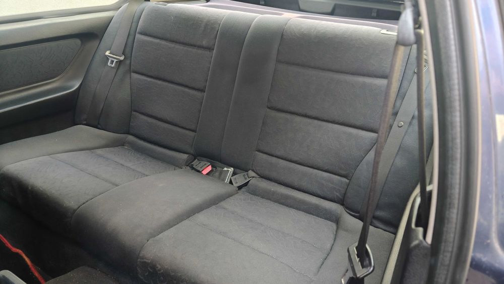 Vendo BMW E36 316i  88 000KM
