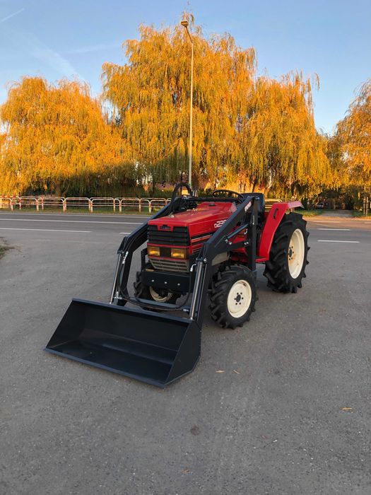 Traktorek japoński Shibaura D238 + TUR 23KM 4x4 wspomaganie