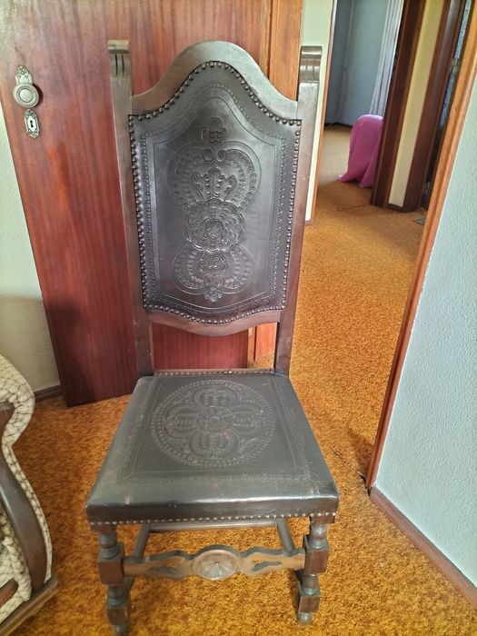Mobilia de quarto bem gira