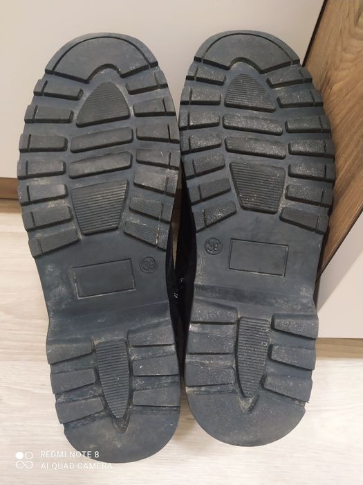 Черевики жіночі демісезонні 39 розмір