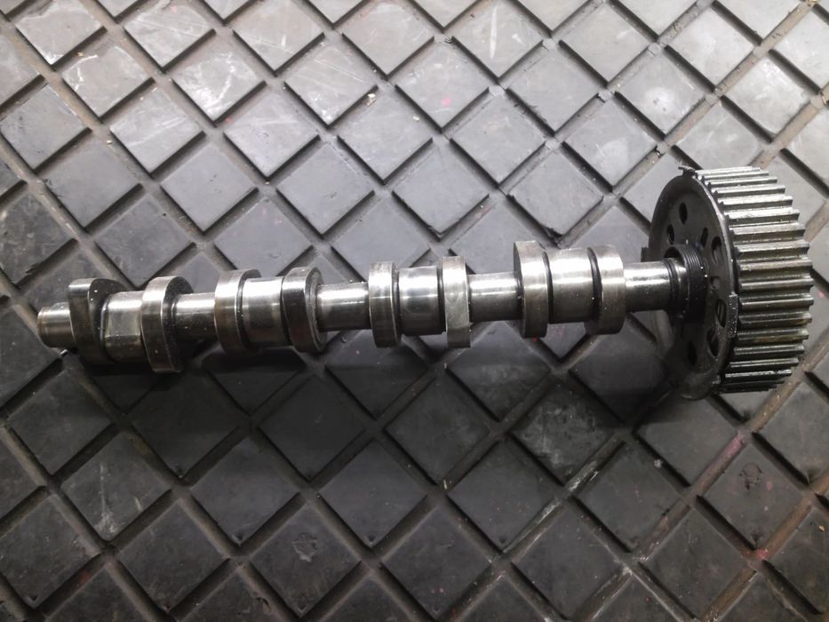 WAŁEK ROZRZĄDU VW PASSAT B6 1.9 TDI 105KM BKC BXE AUDI VW SEAT SKODA