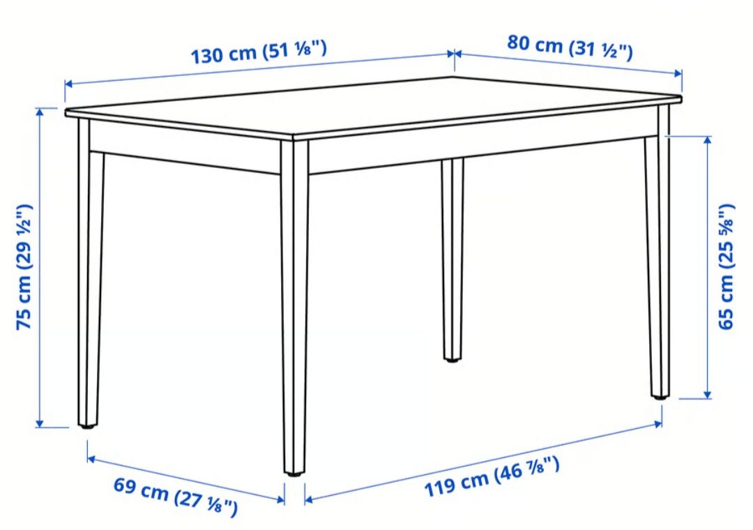Mesa com cadeiras IKEA