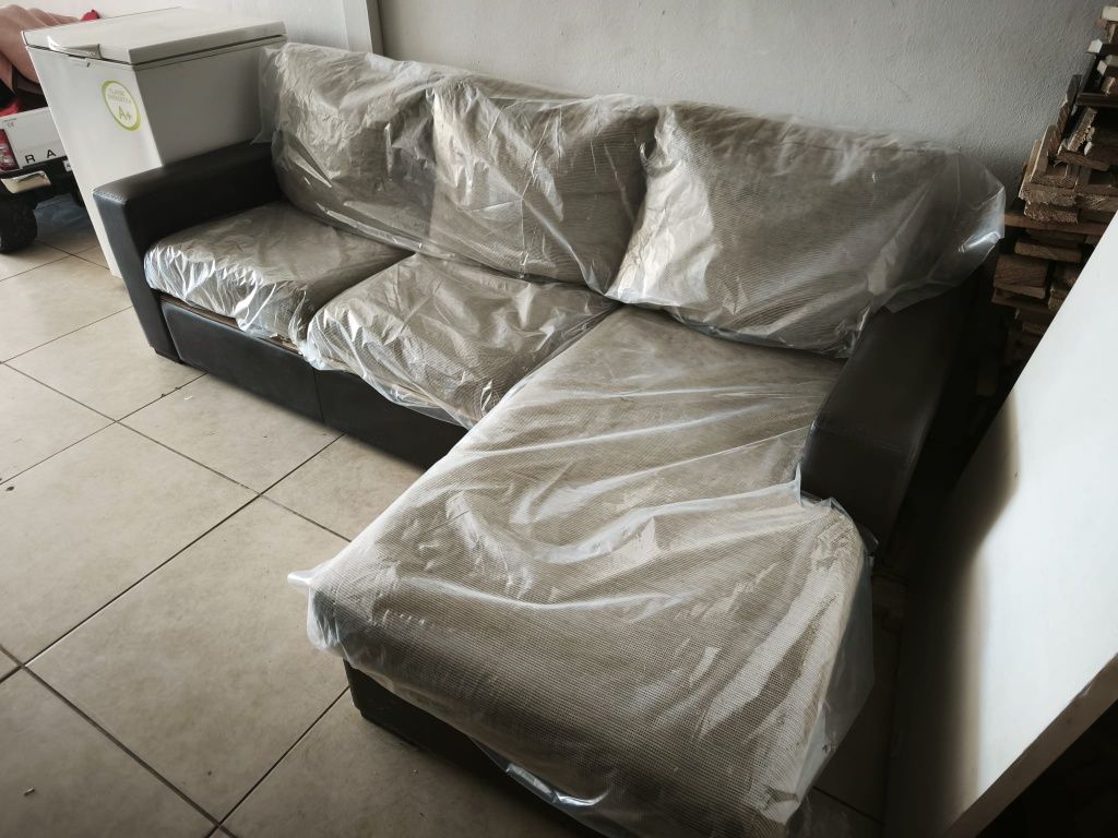 Sofa com chaise long