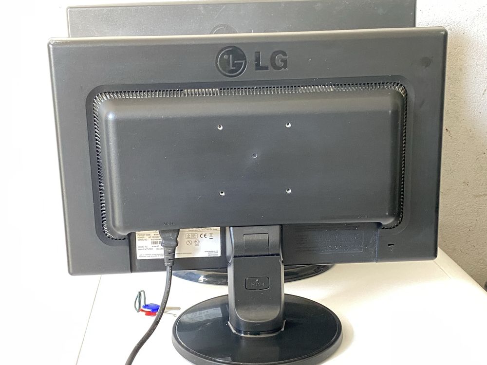 Monitor LG stan bardzo dobry