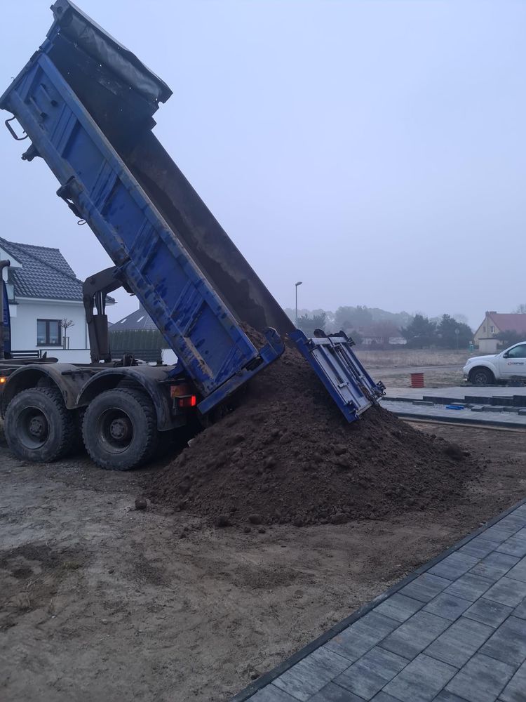 Ziemia ogrodowa, humus , czarnoziem , pod trawnik
