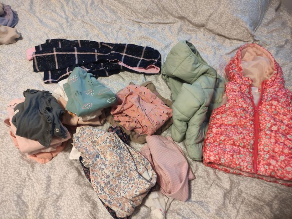 Zestaw ubran dla dziecka rozmiar 80