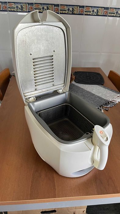 Fritadeira Kenwood DF350