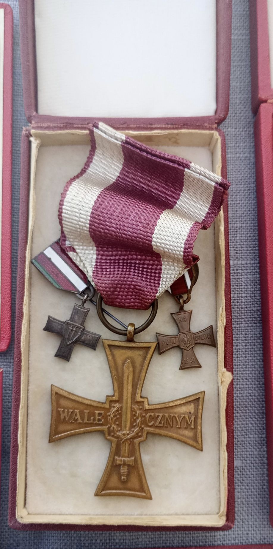 Zestaw 1 Dywizja Piechoty LWP Krzyż Walecznych Za Warszawę Odrę Nysę