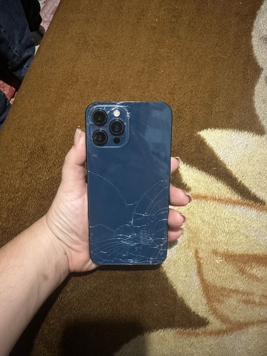 Iphone 12 pro max топ за свої гроші