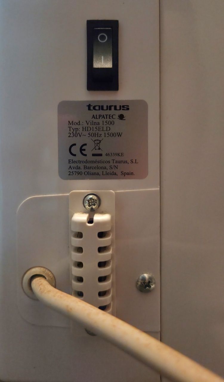 Aquecedor elétrico em excelente estado