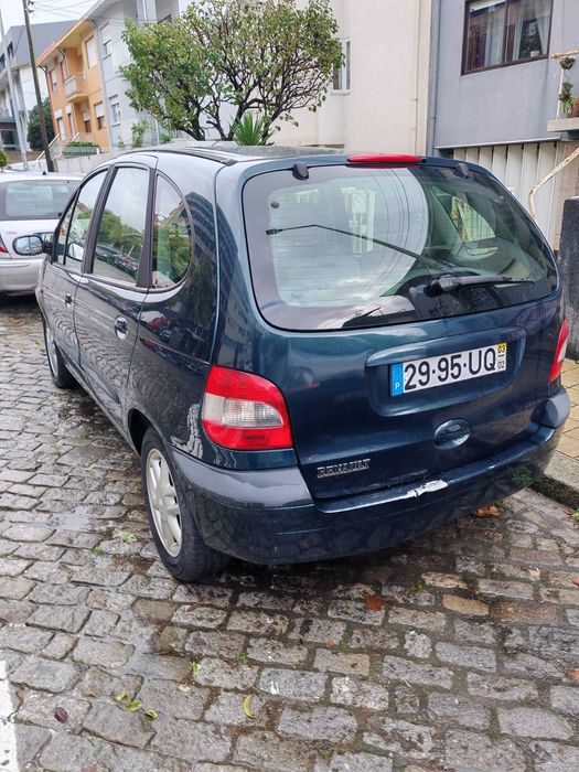 Renault Scenic 2003 em ótimo estado