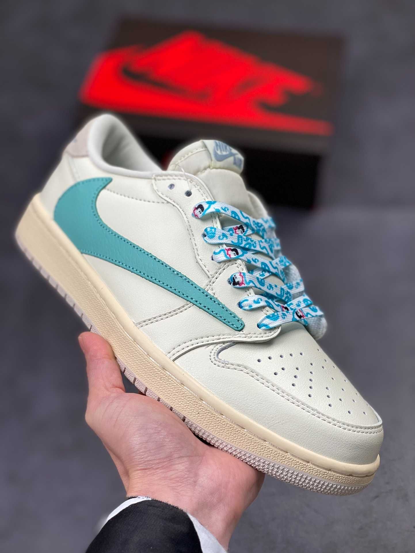 Travis Scott x Tiffany & Co. x Nike Air Jordan 1 Low DM7866-