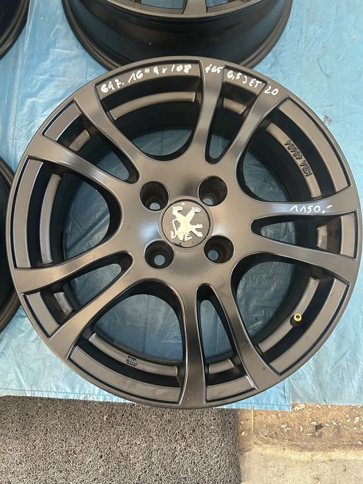 647 Felgi Alumniowe PEUGEOT R 16 4x108 otwór 65 Bardzo Ładne Czarne