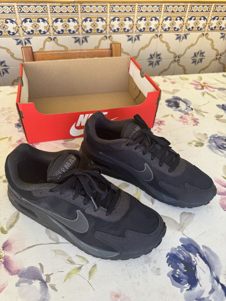 Nike Air Max Solo Edição Especial