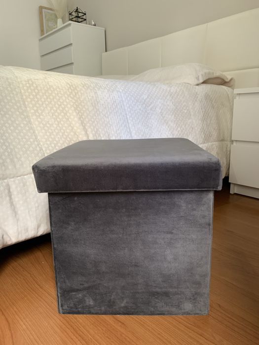 Puff c/ Arrumação - Cinza Escuro (Veludo)