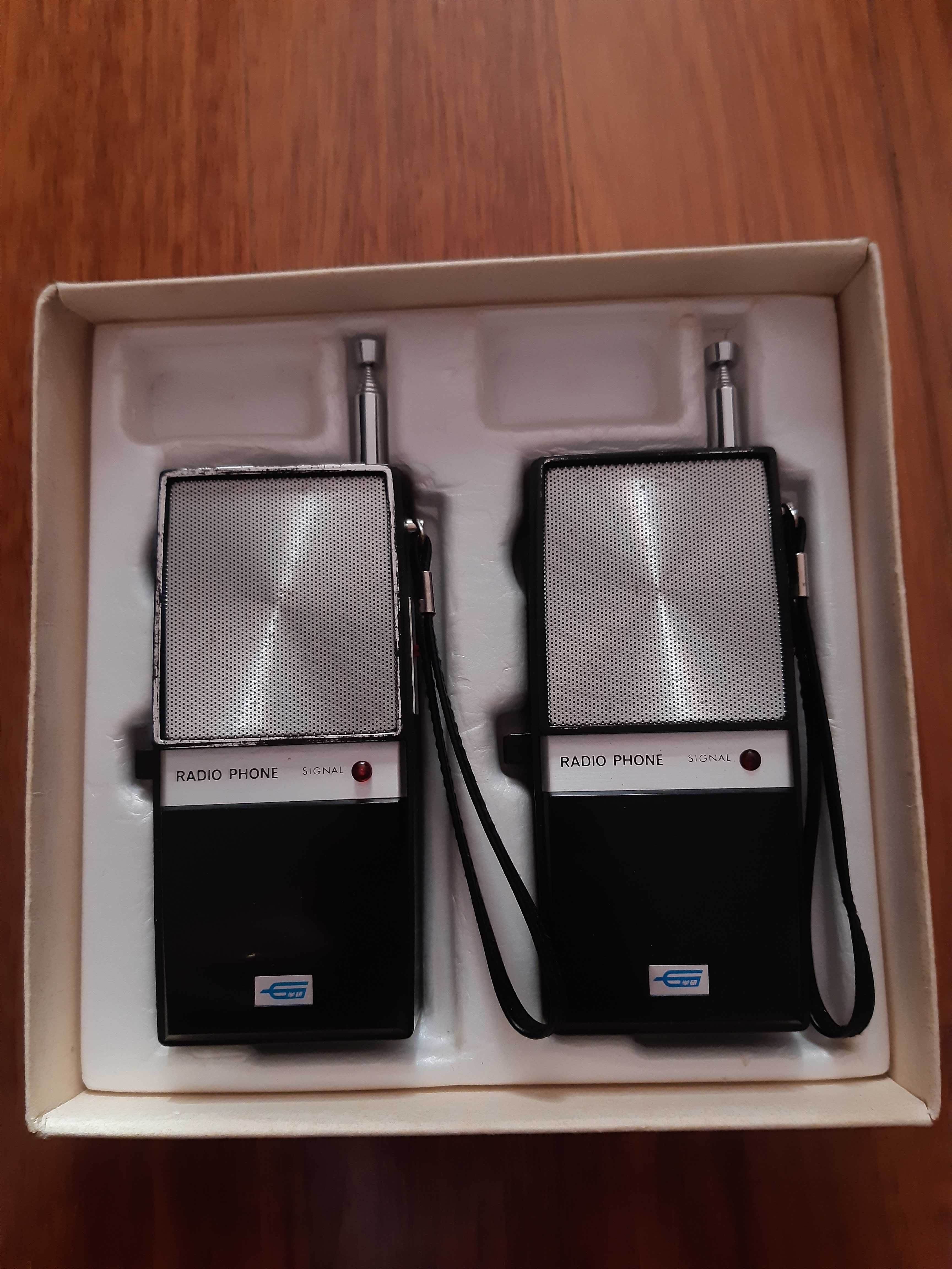Radio walkietalkie antigo