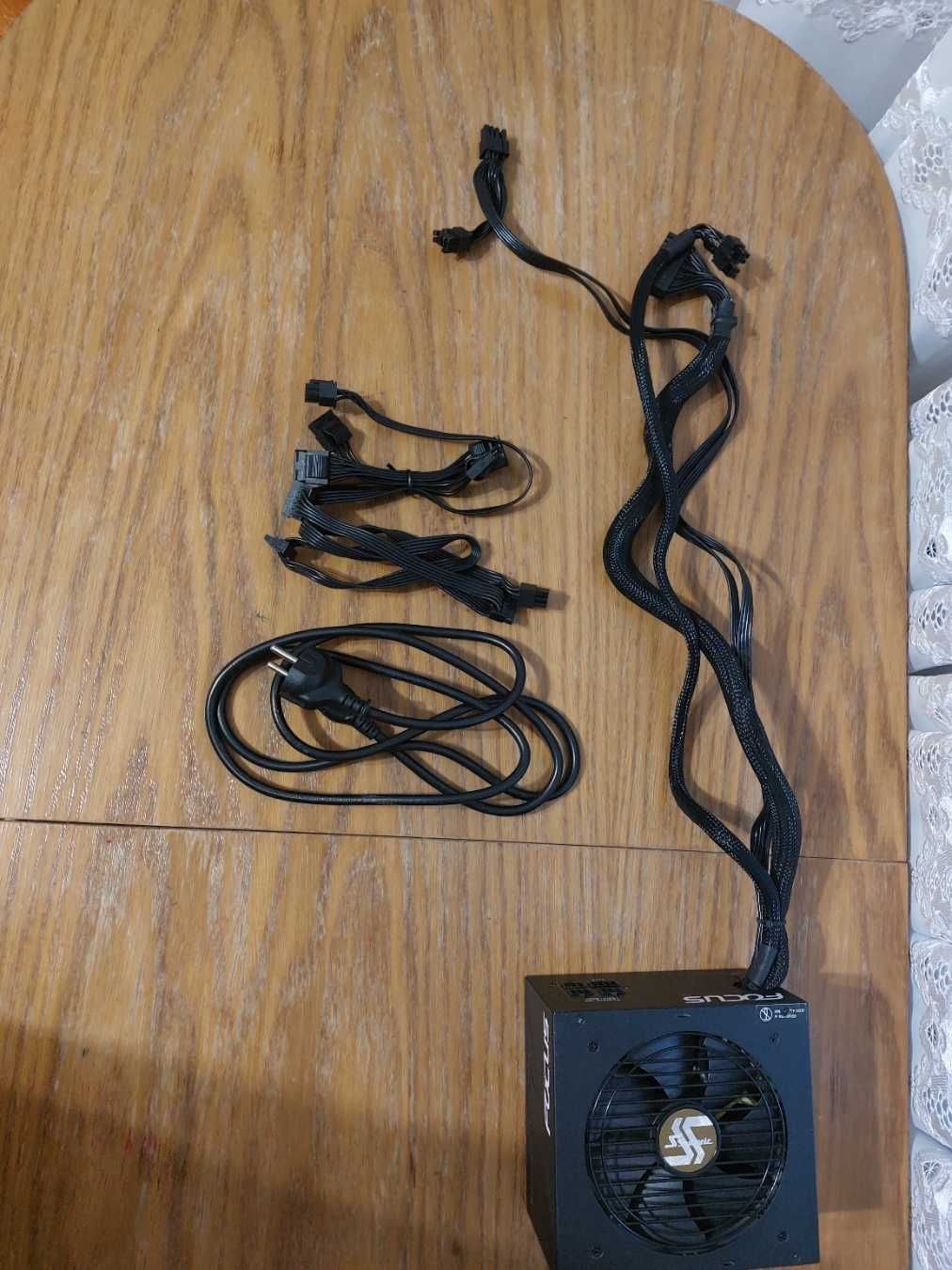 БП Seasonic Focus GOLD SSR-750FM