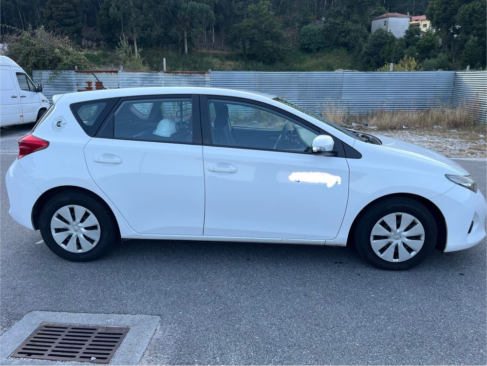 Toyota Auris Bizz IVA discriminado