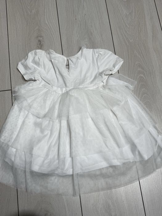 Біла нарядна сукня 98 розмір платье святкове sinsay
