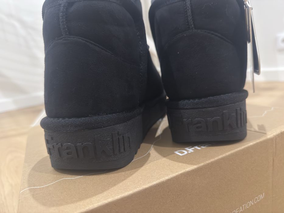 Botas pretas d.franklin