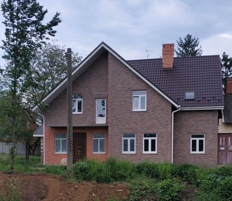 Рахни-Лісові Новий СУЧАСНИЙ Будинок 170 м2 з Мансардою та зручностями.